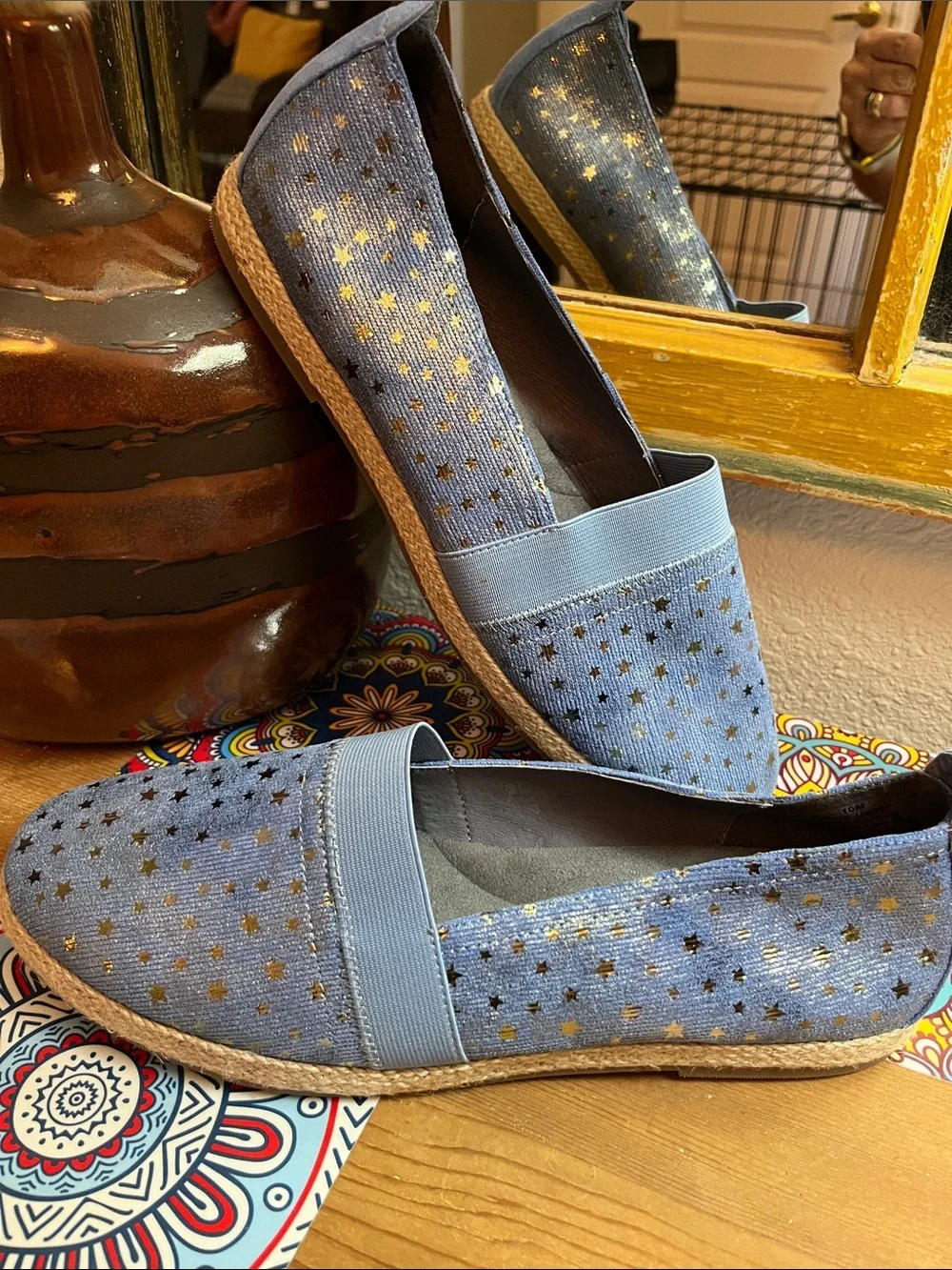 NEW David Tate Light Blue Espadrille Flats with Gold Star Accents Womens Sz US10